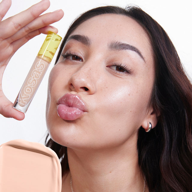 Model wearing Mini Revealer Concealer in Tone 3.6 C